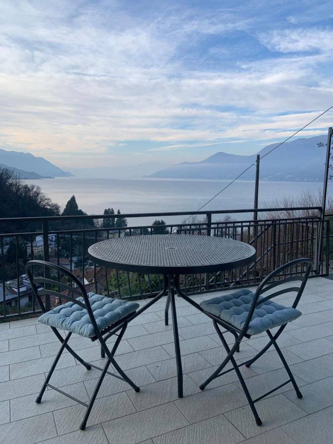 Casa Colmegna Mit Traumhaften See- Und Bergblick Luino Exteriér fotografie
