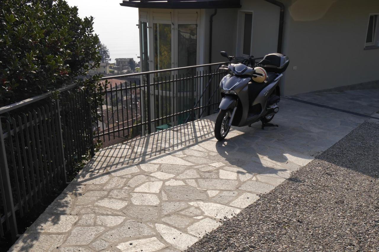 Casa Colmegna Mit Traumhaften See- Und Bergblick Luino Exteriér fotografie