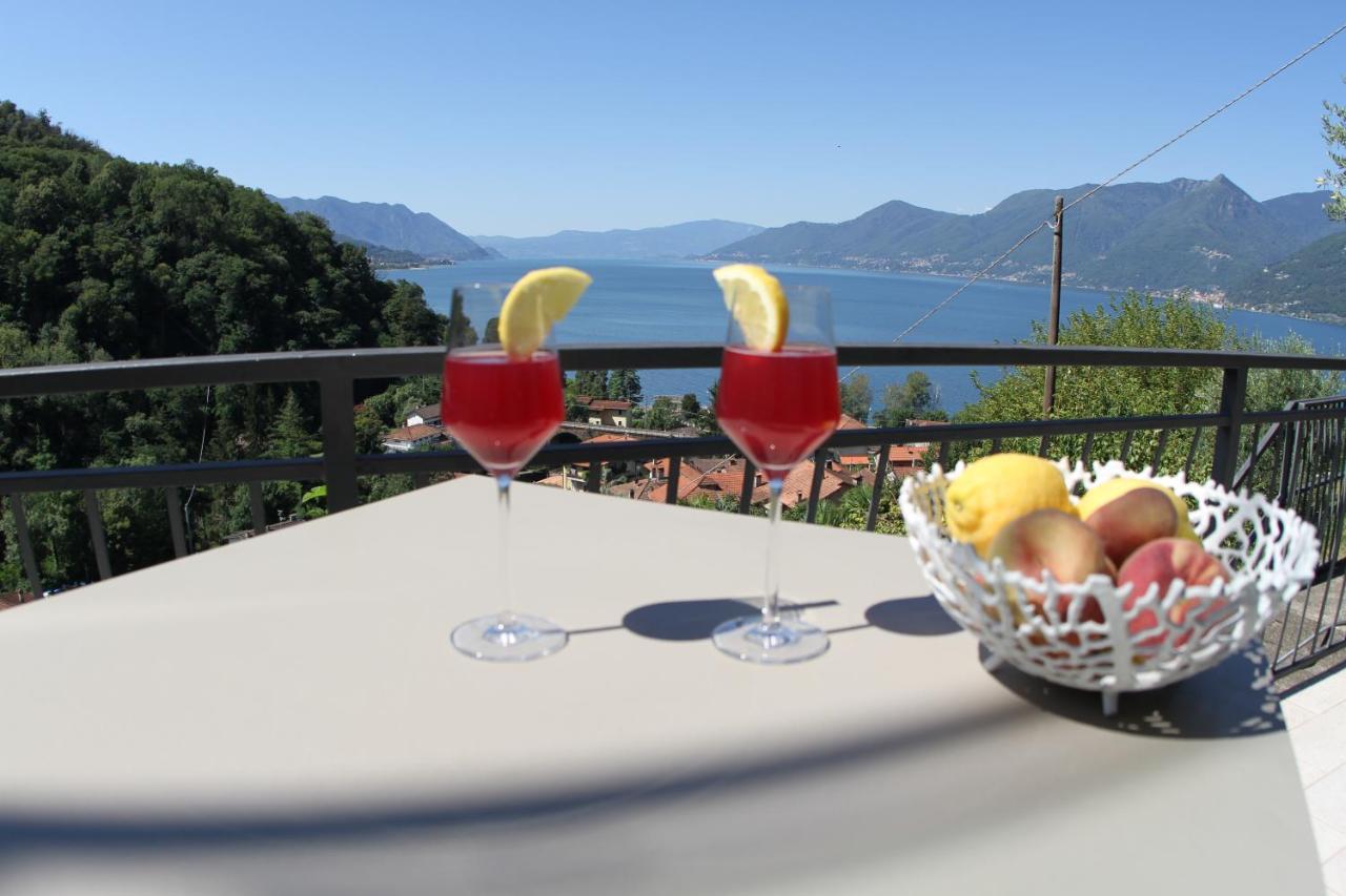 Casa Colmegna Mit Traumhaften See- Und Bergblick Luino Exteriér fotografie